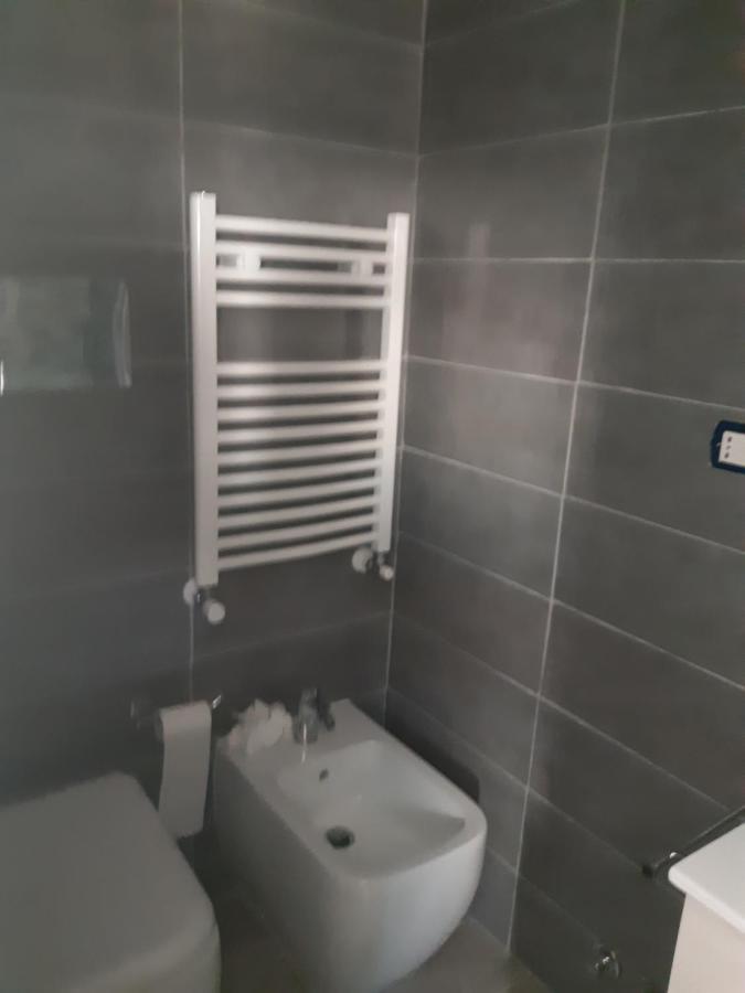 Apartamento Il Rifugio Degli Artisti Nápoles Exterior foto