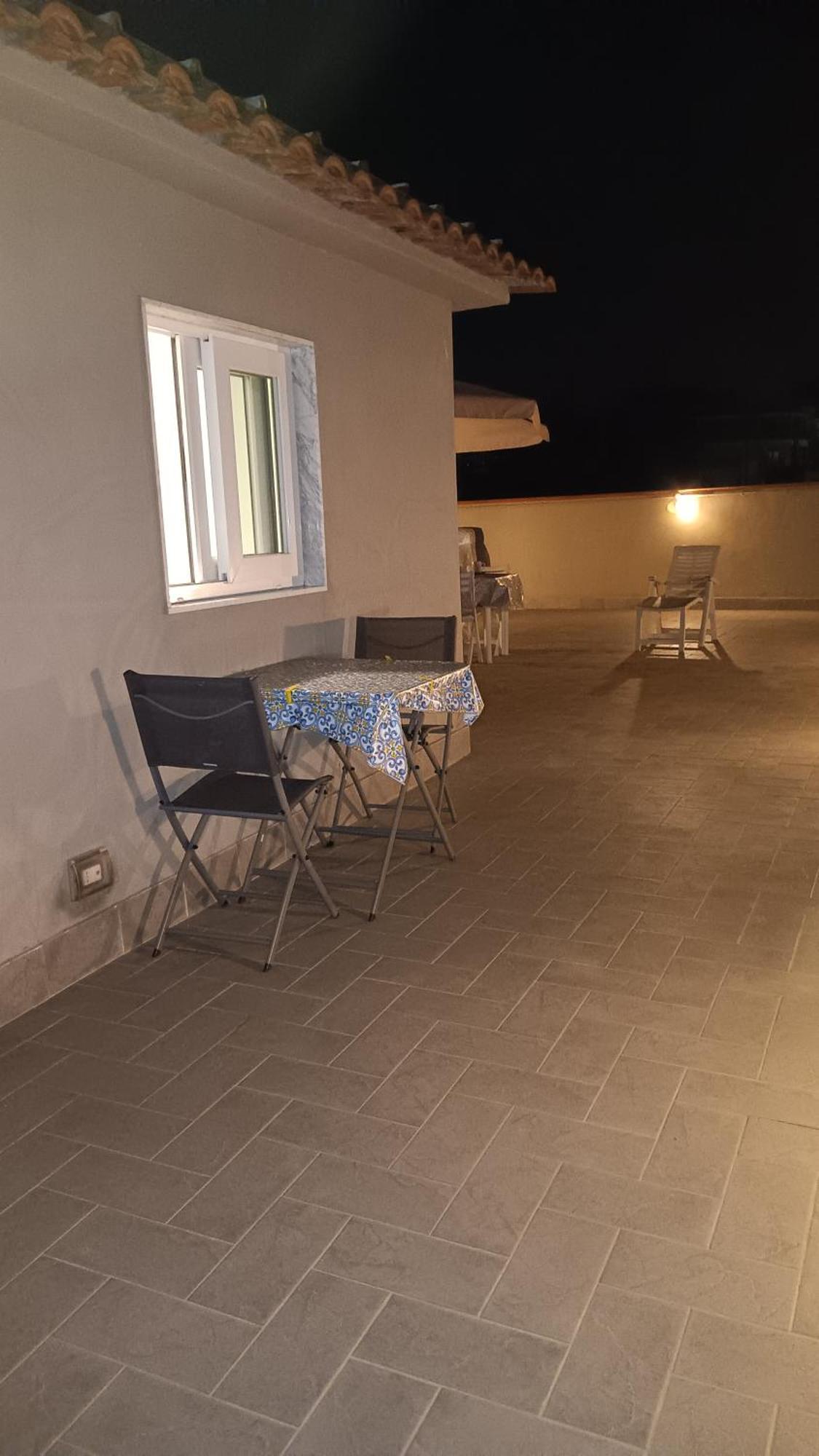 Apartamento Il Rifugio Degli Artisti Nápoles Exterior foto